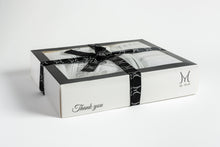 Load image into Gallery viewer, Silver Hamper